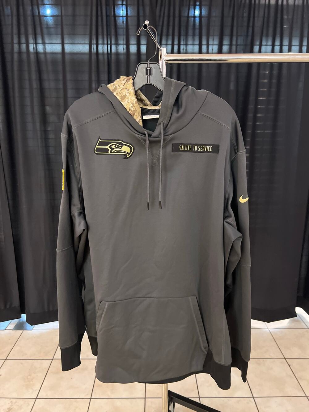 Seattle Seahawks Salute to Service Hoodie Sz XXL